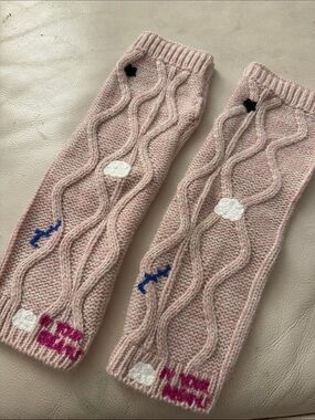 Cozy Knit Pink Cable Hand Warmers